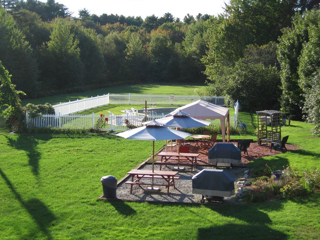Coast Village Inn And Cottages Wells Kültér fotó
